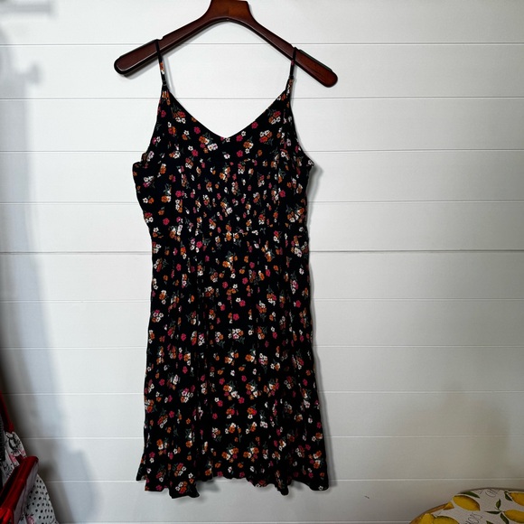 LAST CALL FINAL PRICE GREAT DEAL GAP  Dress adjustable straps smocked back XL - Picture 3 of 6